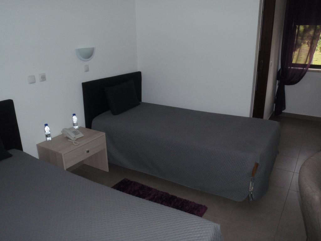 Hotel Romba Ourique Esterno foto