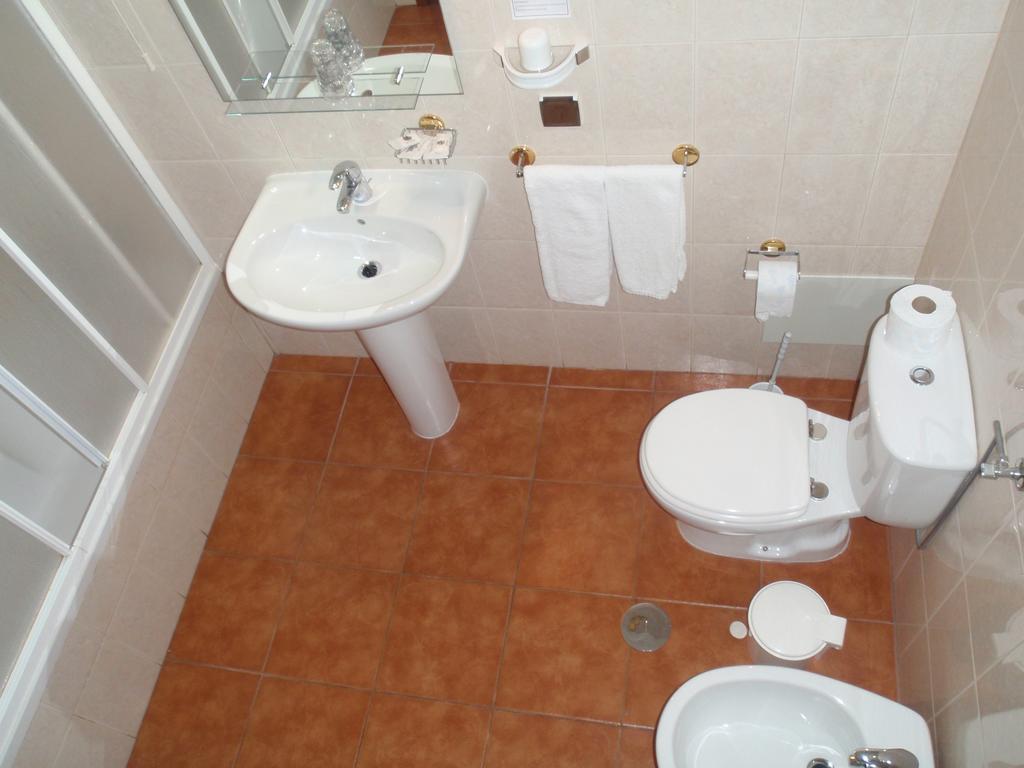 Hotel Romba Ourique Esterno foto